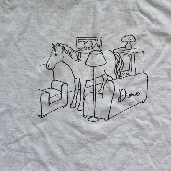Dime MTL Horse Living Room Graphic T-Shirt White Mens Medium Made in USA - Picture 2 of 6